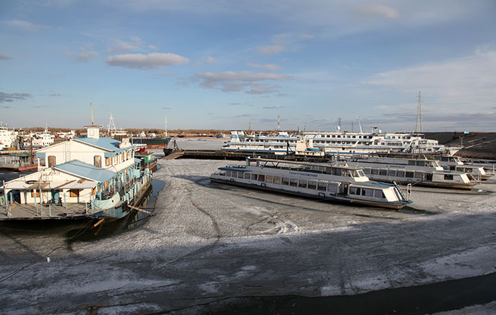 River Lena port