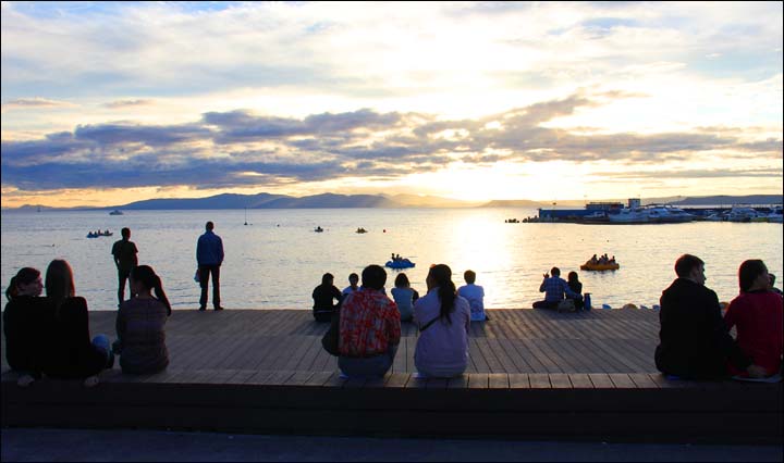 Plans to develop Russky Island as 'a model advanced development area'.