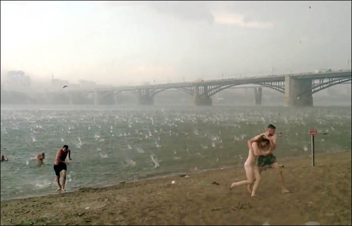Novosibirsk hail storm people running out of water