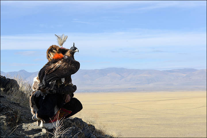 A dying form of hunting with eagles dating back to prehistoric times could be resurrected in Siberia, despite opposition from conservationists