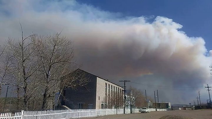 2019 to be ‘worst-ever year’ for wildfires in Siberia and ‘only rain can now extinguish flames’
