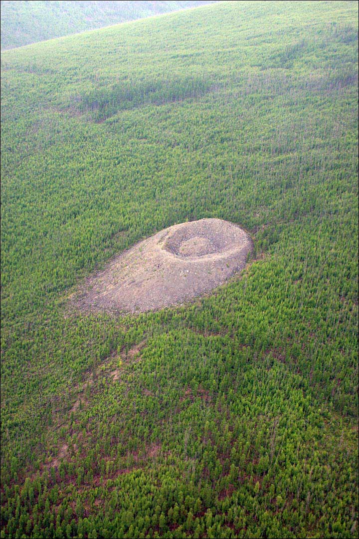 Patom crater