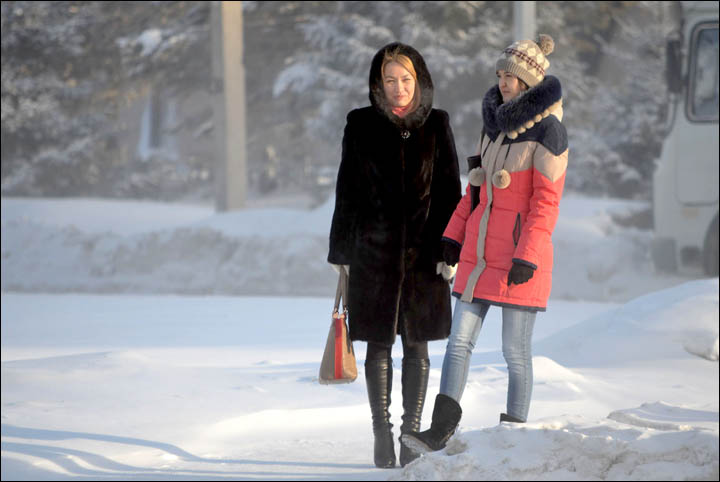 Below minus 40C? Here's how you stay fashionable out in the street  