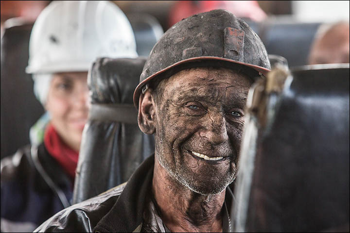 Deep below the earth, we spend three days with the men and women working at the frontline to keep Russia, and the world, fuelled