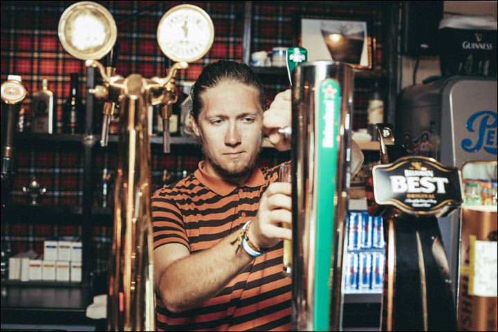 Scottish pubs in Siberia