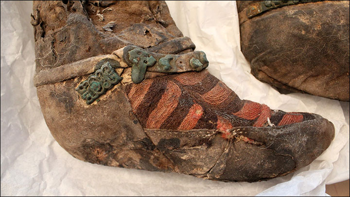 Ancient mummy with 1,100 year old Adidas boots died after she was struck on the head