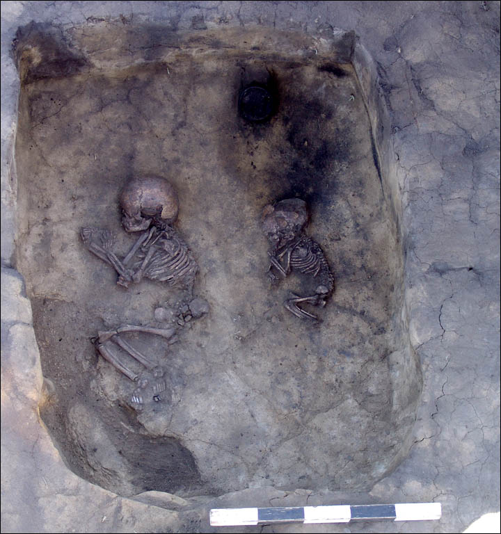 Modern science to unlock the secrets of couples holding each other in loving embrace for 3,500 years 