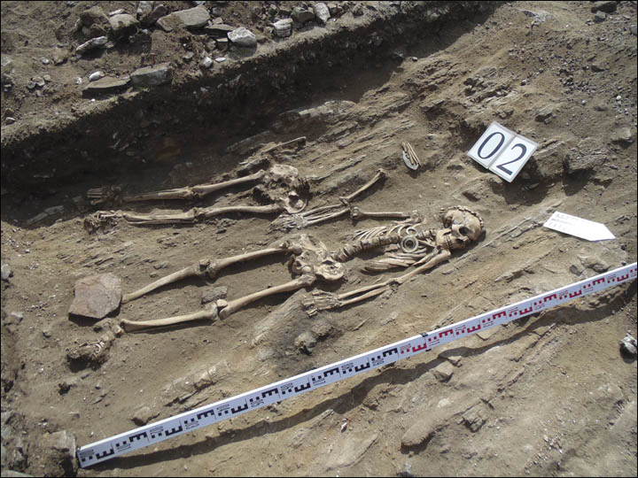 Bronze Age couple burial