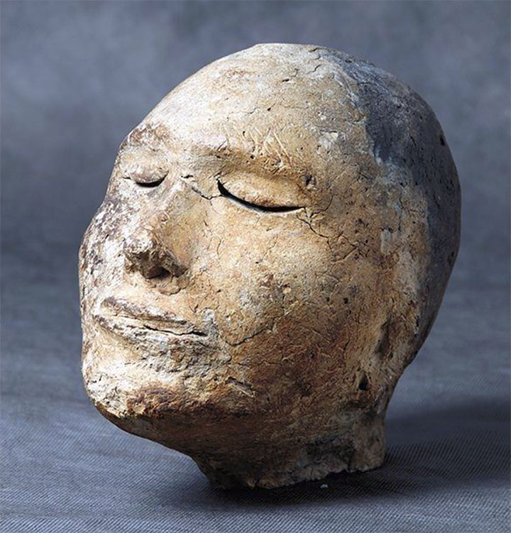 Clay head from Shestakovo burial