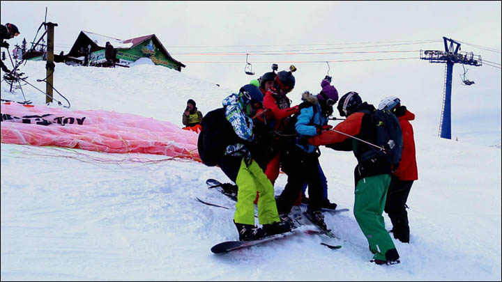 Four on paraglider in Sheregesh