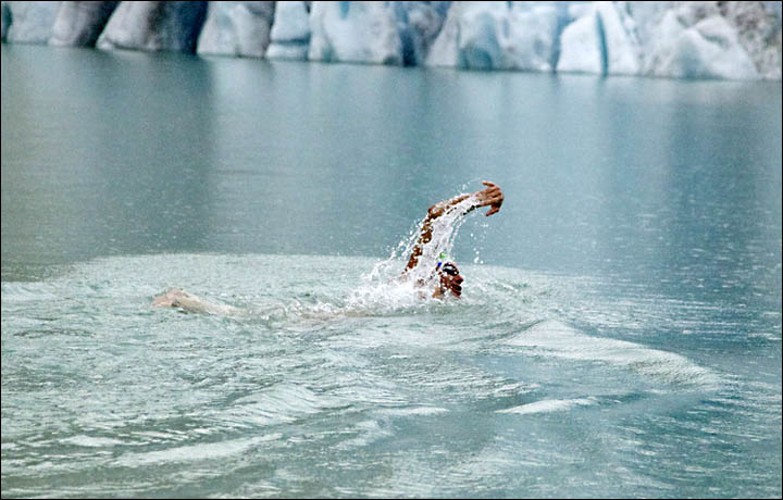 Ice swimming in Tyumen, Russia, by Ram Barkai