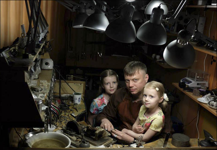 Alexey Baburov with daughters