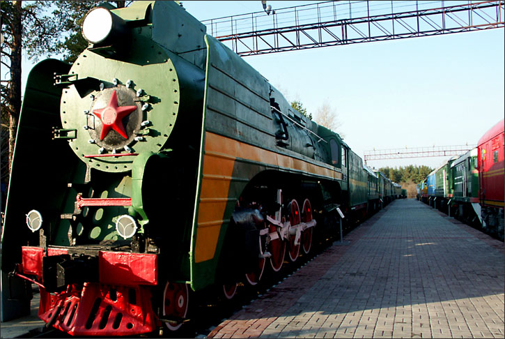 what are the best places in Novosibirsk, whats not to miss in Novosibirsk, must see in Novosibirsk, what to see in Novosibirsk, what is Novosibirsk Zoo, where is Novosibirsk train museum