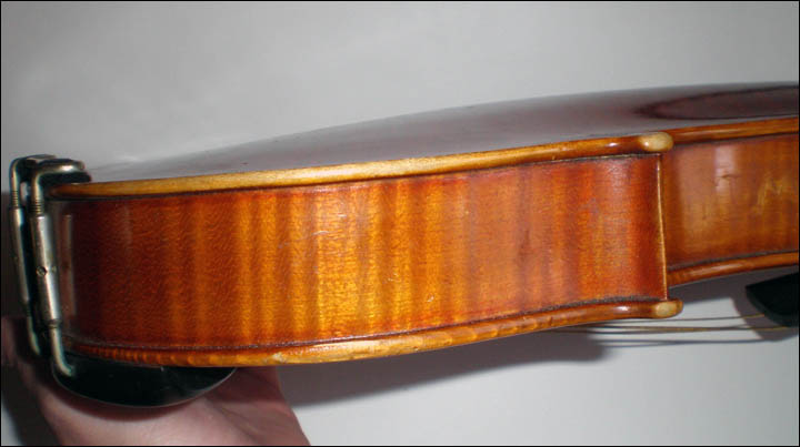 'Stradivarius violin' revealed in Siberia