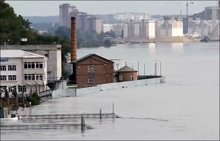 flooding 2013 the Far East of Russia