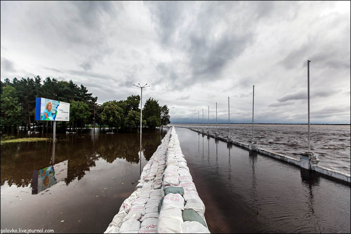 flooding 2013 the Far East of Russia 