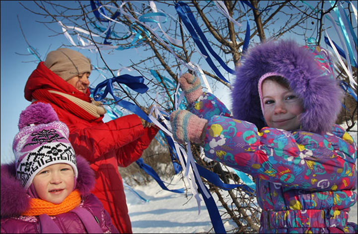 Children on Swan Lake