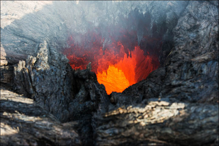 Tolbachik volcano eruption April 2013