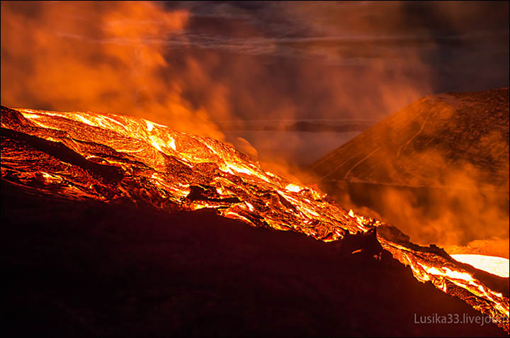 Tolbachik volcano eruption April 2013