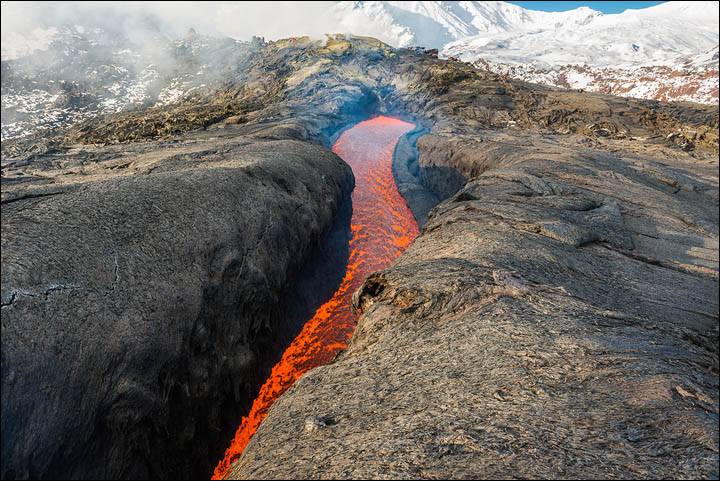 Tolbachik volcano eruption April 2013