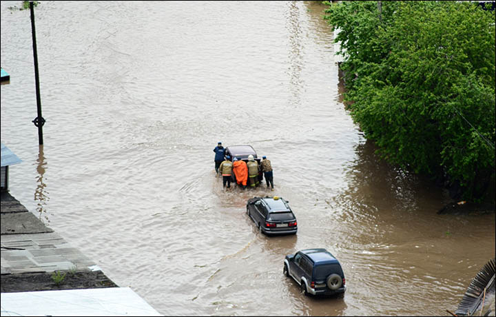 Dramatic floods hit Altai with fears of worse to come