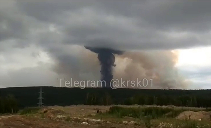 Emergency evacuation in Krasnoyarsk region as ammunition depot explodes in Achinsk