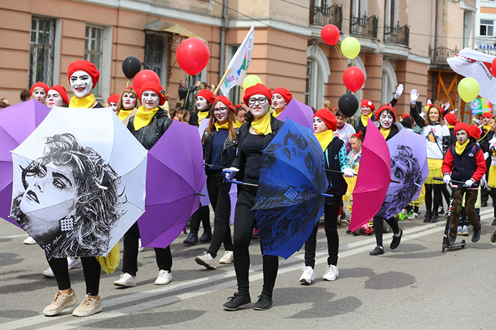 Flash of colour on grey day as Irkutsk celebrates one of Russia’s few carnivals inspired by locals