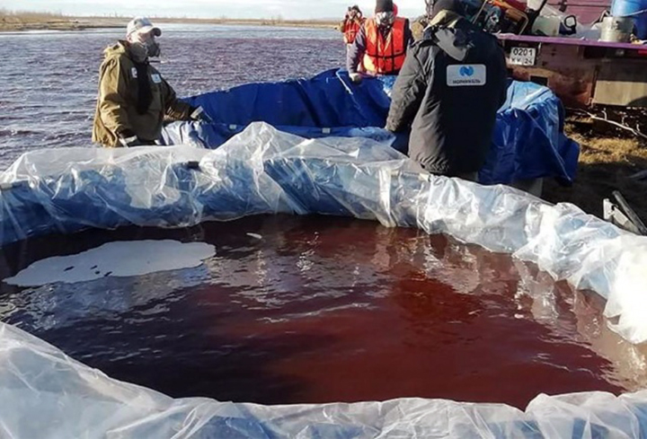 Toxic fuel from 21,000 ton leak reaches pristine lake, bypassing floating booms, as ‘rivers of diesel’ pollution cover-up is exposed