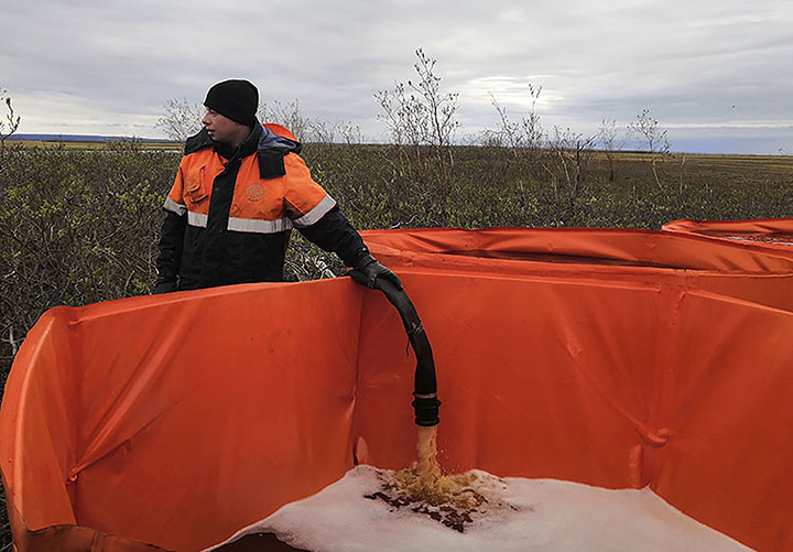 Toxic fuel from 21,000 ton leak reaches pristine lake, bypassing floating booms, as ‘rivers of diesel’ pollution cover-up is exposed
