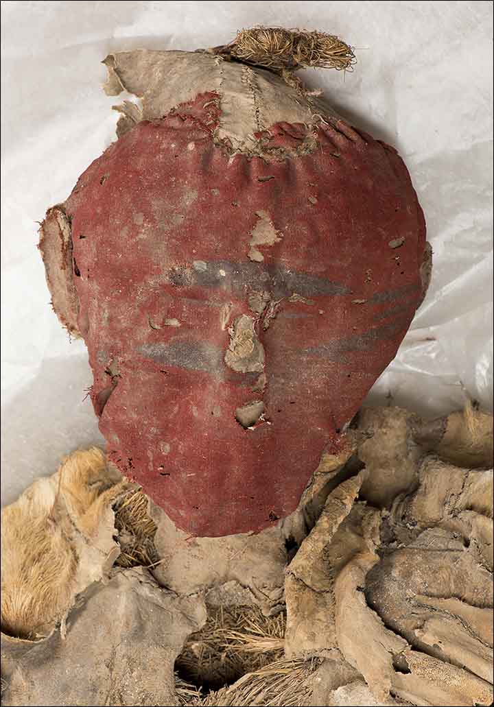 Burial mannequin's face
