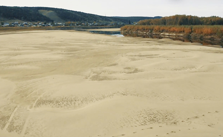 State of emergency in Yakutsk as Russia’s permafrost river dries to a record low