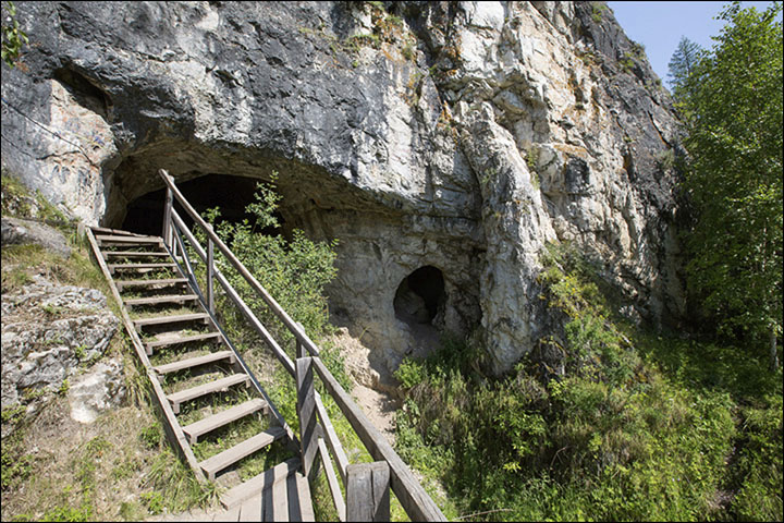 Peek inside the Siberian cave where inter-species love child ‘Denny’ lived 90,000 years ago