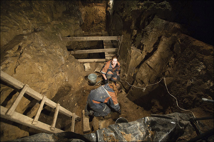 Denisova cave